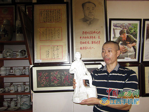 吉安县农民藏家想为红色藏品找个家_中新网江